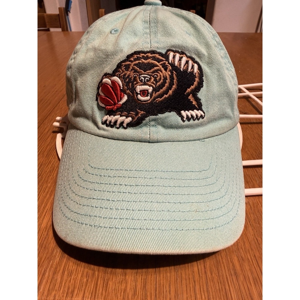 Mitchell & Ness Vancouver Grizzlies Strapback Hat Teal Hardwood Classics NBA